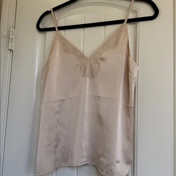 NWOT Express Cream Satin Lace V-Neck Cami Size XS - Picture 3 of 11
